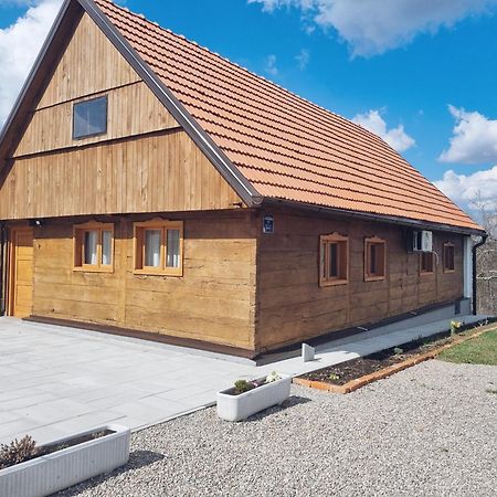 Ruralna Kuca Za Odmor Kablarovo Brdo Vendégház Krnjak Kültér fotó