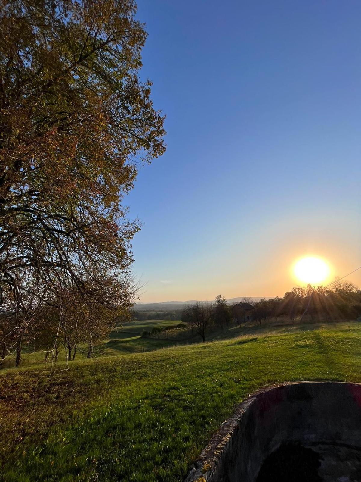 Ruralna Kuca Za Odmor Kablarovo Brdo Vendégház Krnjak Kültér fotó